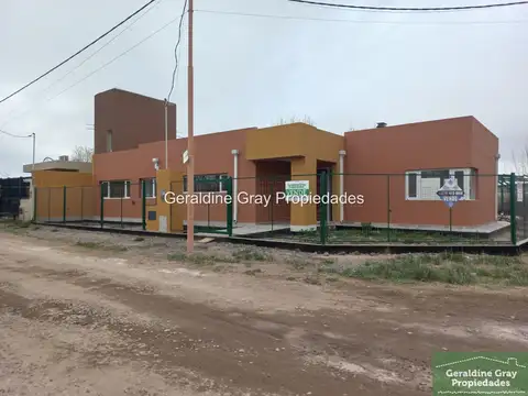 Casa en venta de 3 dormitorios en General Fernández Oro