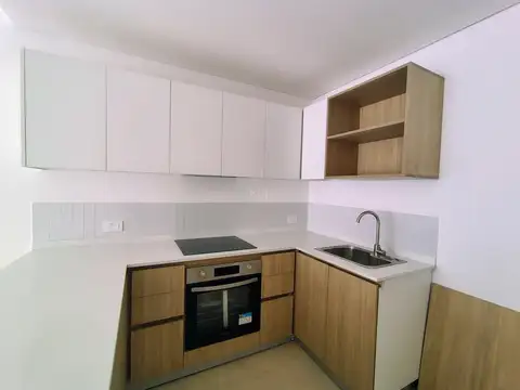 Departamento en alquiler de tres ambientes. Manuel Alberti.Pilar
