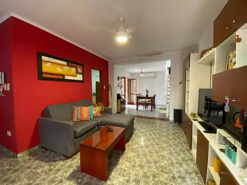 Depto Tipo Casa en Venta de 4 ambientes