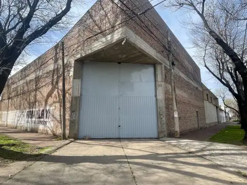 Galpón en Alquiler en Alberdi, Rosario