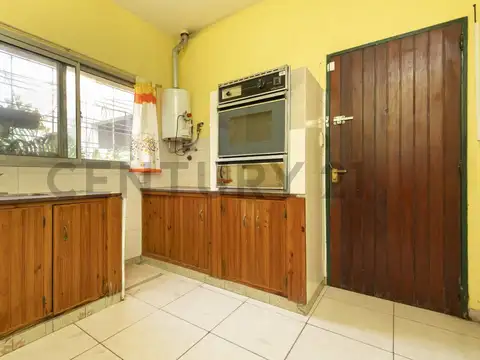 CASA EN VENTA EN CORONEL BRANDSEN