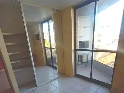 DEPARTAMENTO EN ALQUILER DE 2 AMBIENTES APTO PROFESIONAL Y O VIVIENDA EN LAS TORRES GEMELAS DE SAN JUSTO