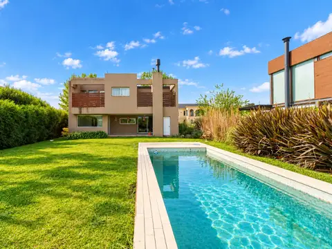 CASA EN ALQUILER GRAND BELL II 4 DORMITORIOS