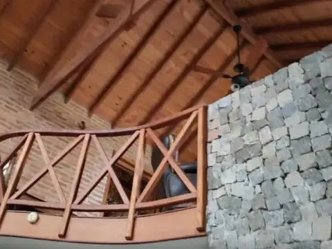 ADG. Casa en venta de 6 ambientes en San Miguel