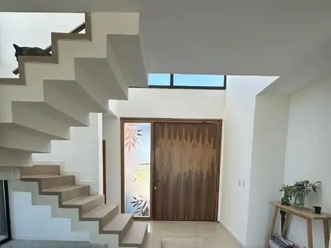 Casa en Alquiler de 4 dormitorios