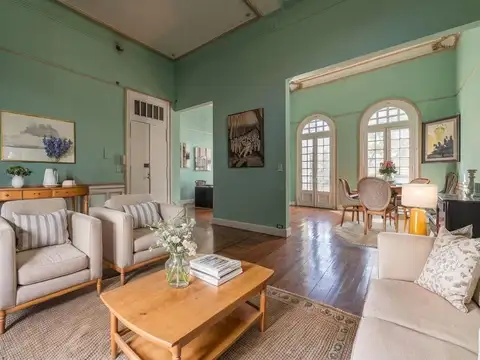 Departamento 7 ambientes a Metros Avenida San Juan