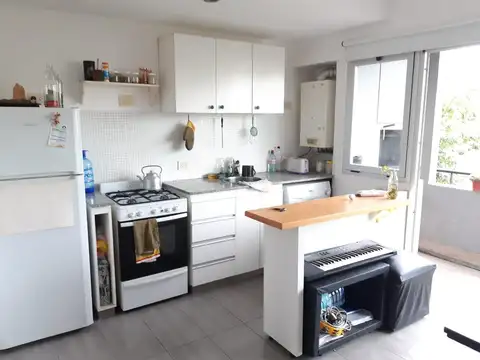 40 E/ 8 Y 9 665 , Piso 2
