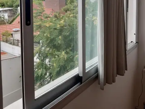 Semipiso en el semicentro de La Plata zona Pza. Olazabal