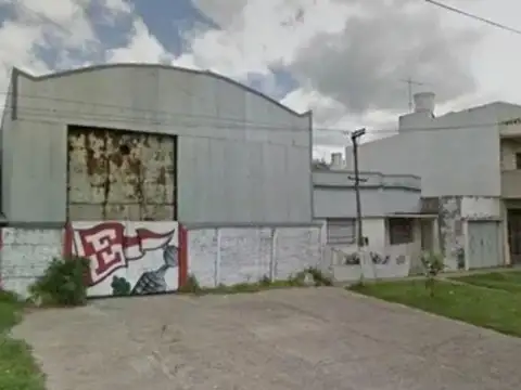 116 e/ 520 y 521 1100