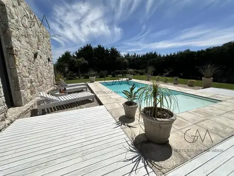 Casa en Alquiler de 3 dormitorios
