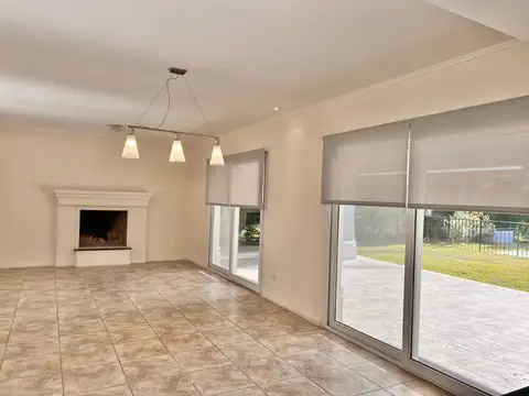 Casa en Alquiler de 4 dormitorios