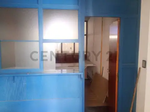 200 M2 DE OFICINAS CON RECEP.2 BAÑOS-COCINA-RECEPCIÒN-100M2 DE DEPOSITO.ENTRADA CAMIONES.