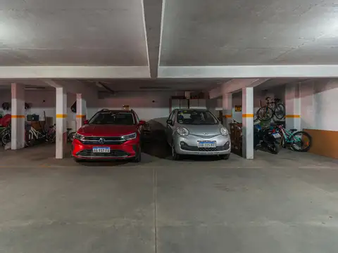 Depto Tipo Casa en Alquiler con 2 cocheras