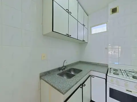 Yerbal 2400, Piso 2
