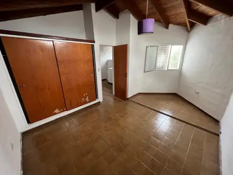 Depto Tipo Casa en Alquiler de 2 dormitorios