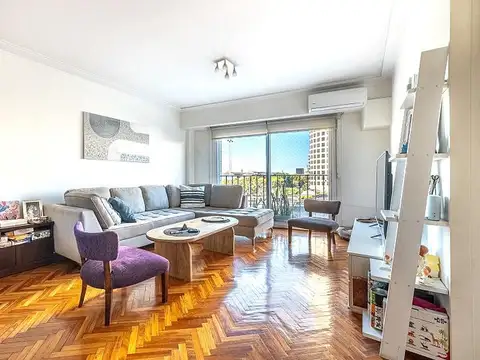 Venta Departamento  4 ambientes Amplio Luminoso Impecable Reciclado Cochera Retiro