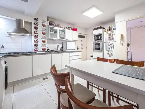 Departamento 4 ambientes con 2 baños
