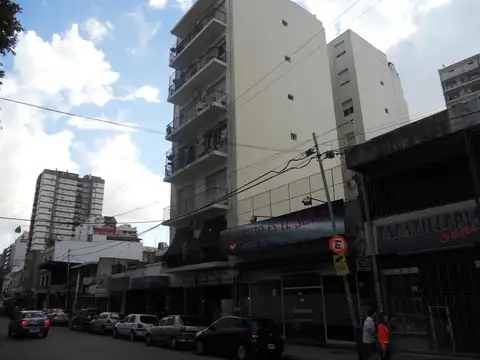 VENTA CABALLITO 3 AMB 5° PISO - CFTE - A METROS AV RIVADAVIA
