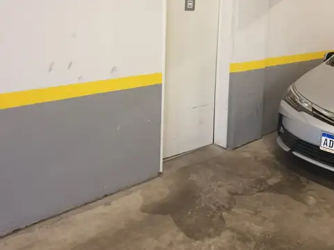 VENTA COCHERA EXCELENTE UBICACION EN VILLA CRESPO