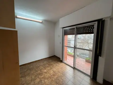 Depto Tipo Casa en Alquiler al Este