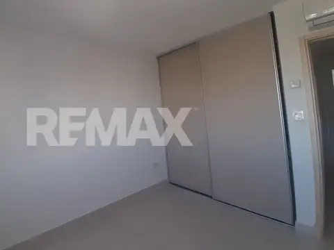 Departamento 7 ambientes con 2 baños