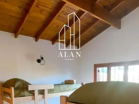 Casa en Alquiler Temporal con 2 cocheras