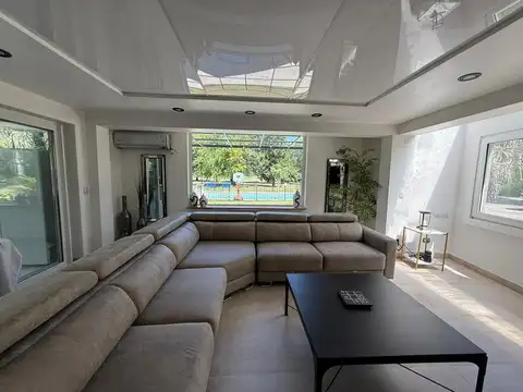 Casa en Alquiler de 5 dormitorios
