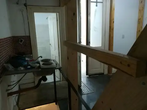 Depto Tipo Casa en Venta 100 años
