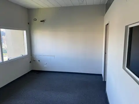 Oficina en Alquiler en Benavidez, $ 980.000