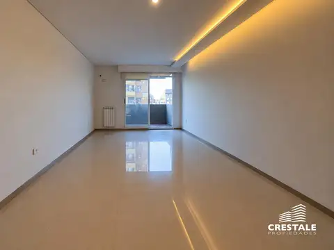 Venta / permuta - Monoambiente divisible con balcón - Piso alto - Rosario centro.