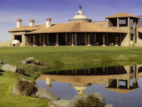 Terreno en Venta de 1627,0 m2