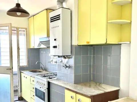 Boulevard 27 De Febrero 1400