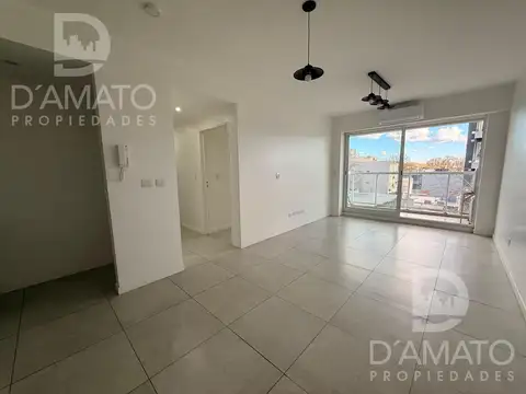 Departamento en Monte Castro