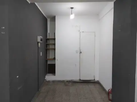 Local en Alquiler Via Pública