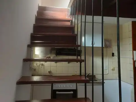 Depto Tipo Casa en Alquiler 40 años