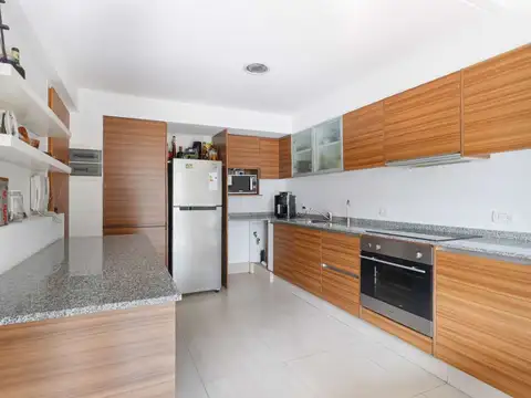 Departamento en Venta con 2 cocheras