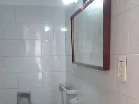 Departamento en Alquiler en Temperley, $ 650.000