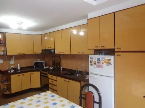 Casa - Venta - Argentina, La Matanza - PAREJA 2386
