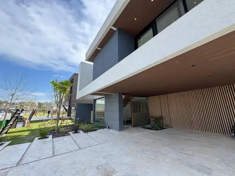 Casa en Barrio El Yacht Nordelta