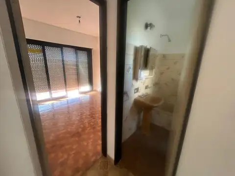 Departamento en Alquiler en Ramos Mejia, $ 600.000