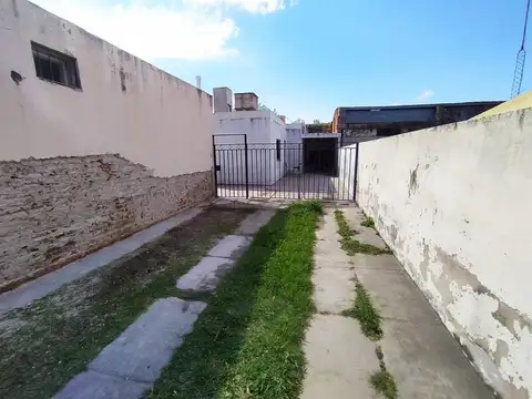 Depto Tipo Casa en Venta en Alto Alberdi, USD 42.000