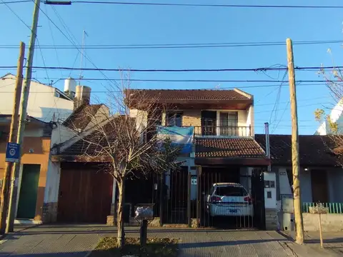 DEPARTAMENTOS 2 AMBIENTES BIEN UBICADO