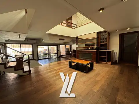 Casa 6 ambientes con 4 baños