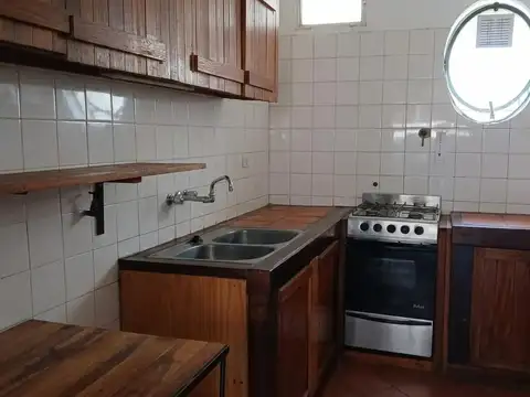 Depto Tipo Casa 4 ambientes con 1 baño