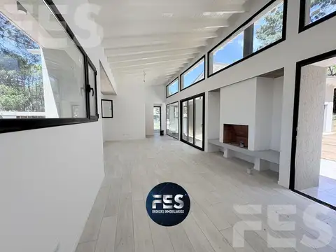 Casa  a Estrenar Barrio Alamos