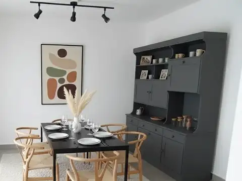 VENTA CASA 3 AMB.LOTE PROPIO. LOCAL Y GRAN TERRAZA-A REFACCIONAR