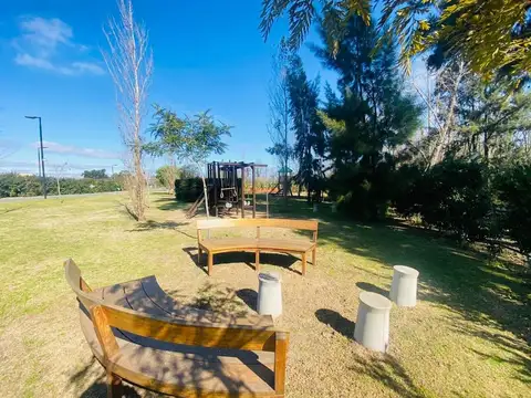 Lote al Río en Venta en El Yacht, Nordelta 100