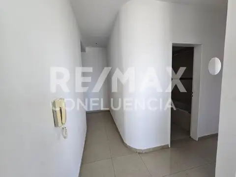 Departamento en Alquiler en Cipolletti, $ 900.000