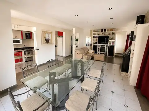 Casas de tres dormitorios en venta la plata