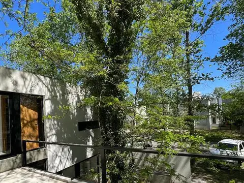Casa en Alquiler de 3 dormitorios